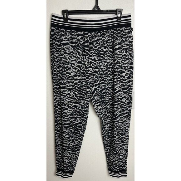 Fabletics Women's Eve Jogger Pants Black Gray Sandstorm Print Size L - Picture 4 of 16